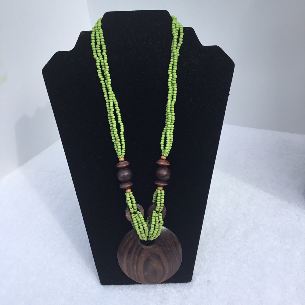 Green Beaded Necklace With Large Brown Woo…